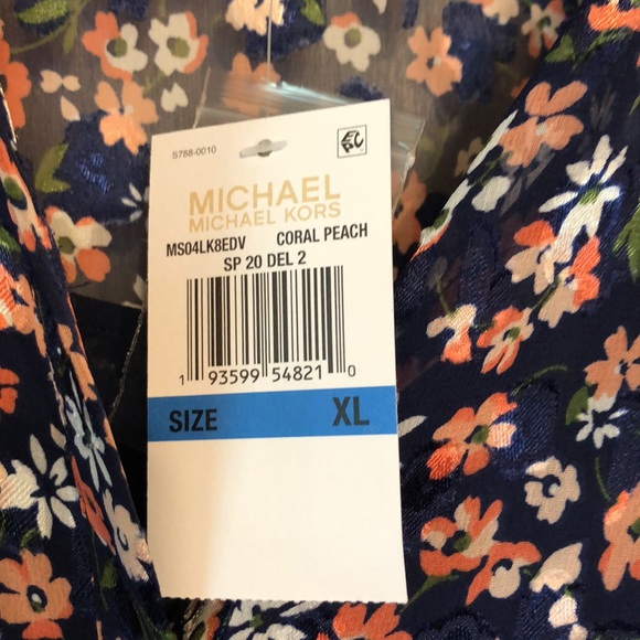NWT! Michael Kors Bell Sleeve Floral Blouse - Picture 5 of 6